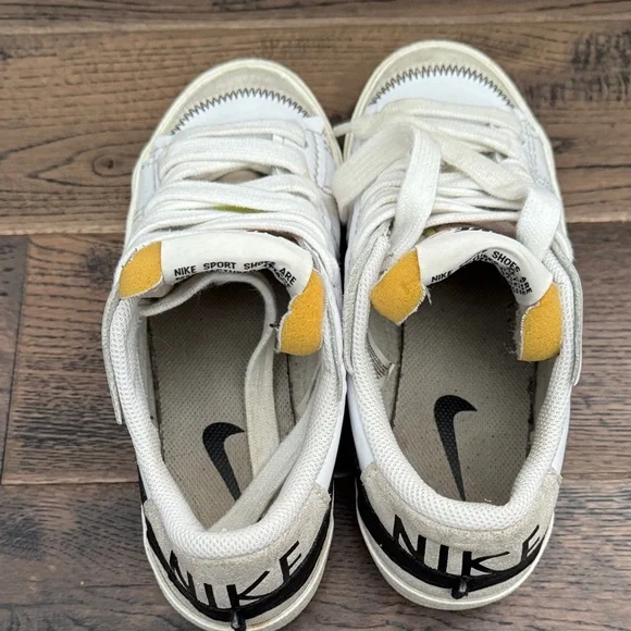 Nike Big Kids size 6 sneakers - Picture 11 of 12